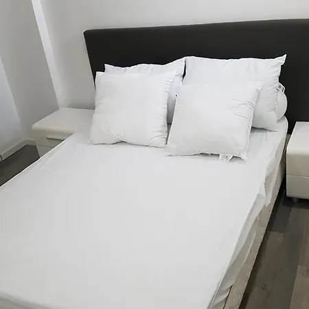 40 M2 Confortable Lunel (Herault)